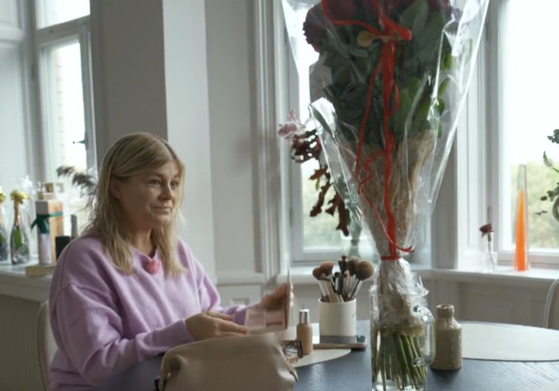 Pernilla Wahlgren och rosorna Pernilla Wahlgren och rosorna